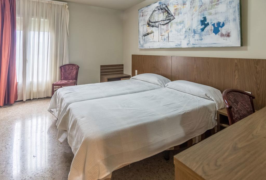 Hostal Sant Miquel Балагер Екстериор снимка